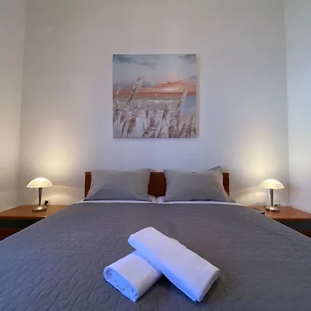 Апартаменты Downtown *