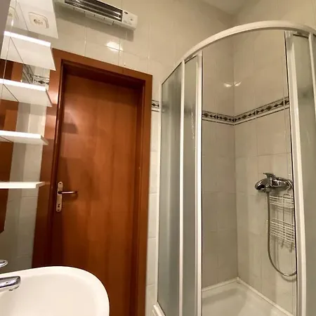 Downtown Apartamento Biograd Na Moru