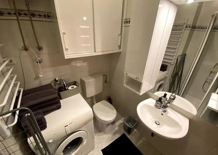 Downtown * Биоград-на-Мору