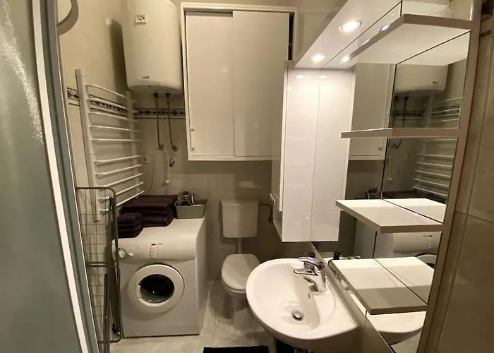 Апартаменты Downtown Биоград-на-Мору